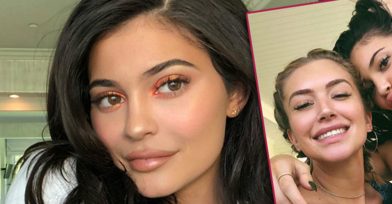 Shocking Makeover! Kylie Jenner Removes Her Lip Fillers
