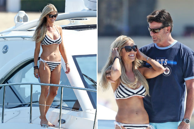 Bikini moussa photos el christina Christina El