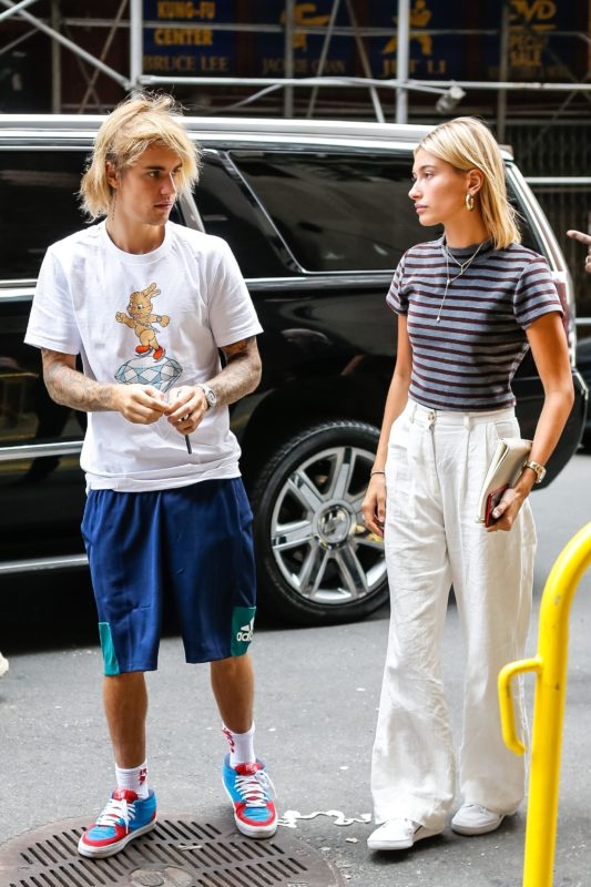 Justin Bieber Hailey Baldwin kiss