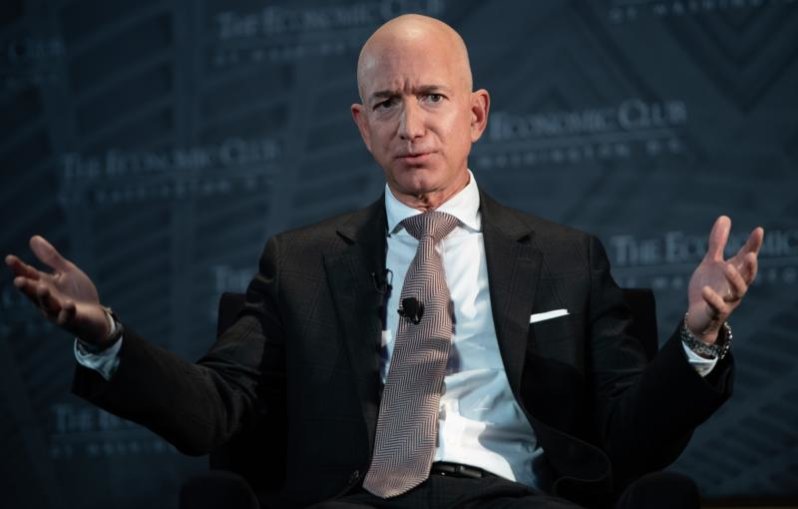 Jeff Bezos, Richest Man Alive, May Only Have One Pair of Swim Trunks