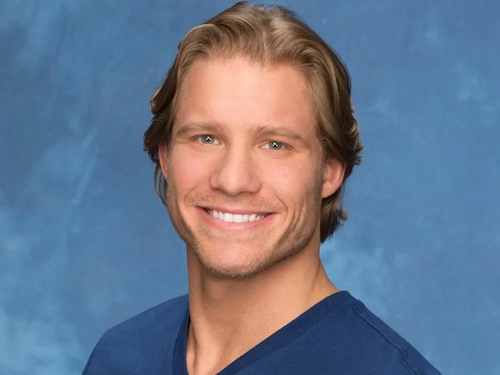 Bachelorette Alum Clint Arlis Passes Away At 34